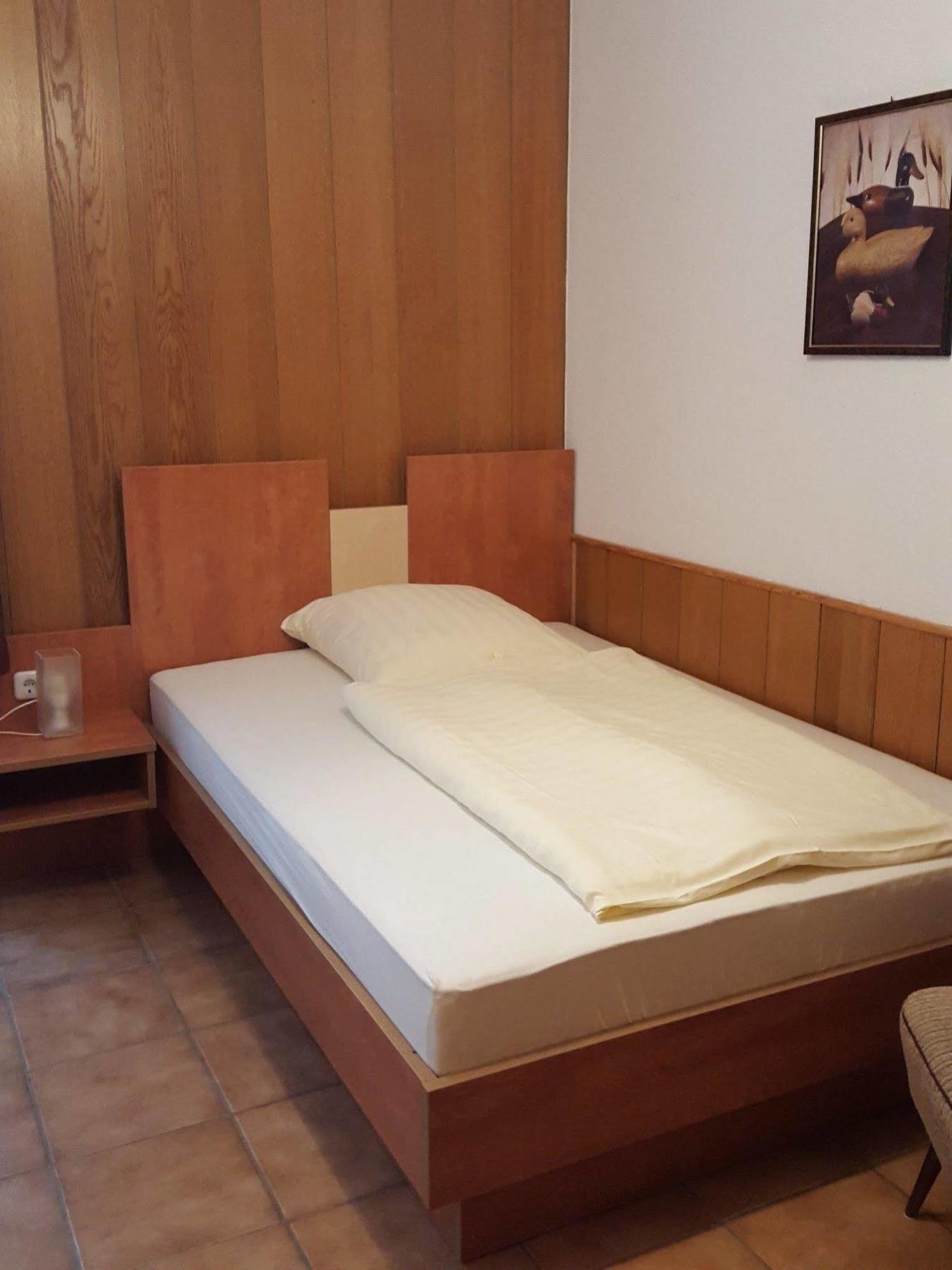 Waldhotel Zur Holzmuhle Eldagsen 外观 照片
