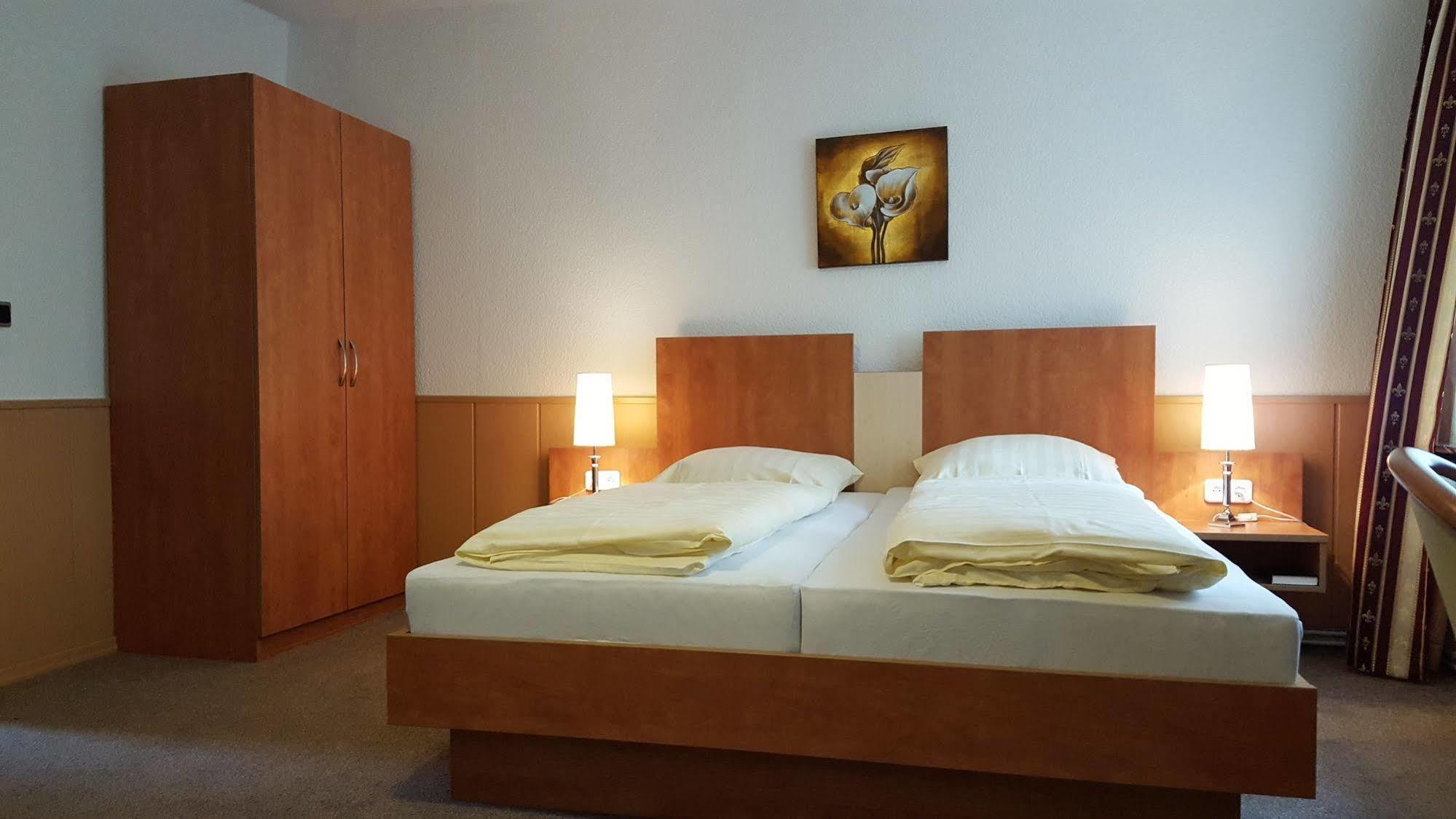 Waldhotel Zur Holzmuhle Eldagsen 外观 照片